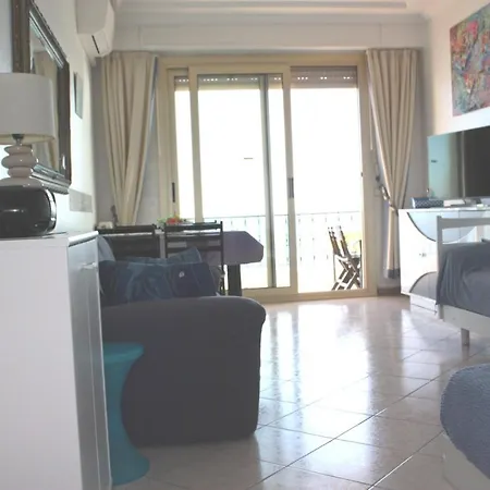 Apartament Paris Palace Face En Plein Centre Mentona